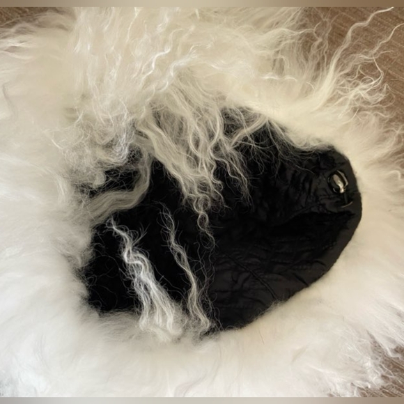 Genuine Mongolian Lamb Fur Hat One Size New - Picture 2 of 4